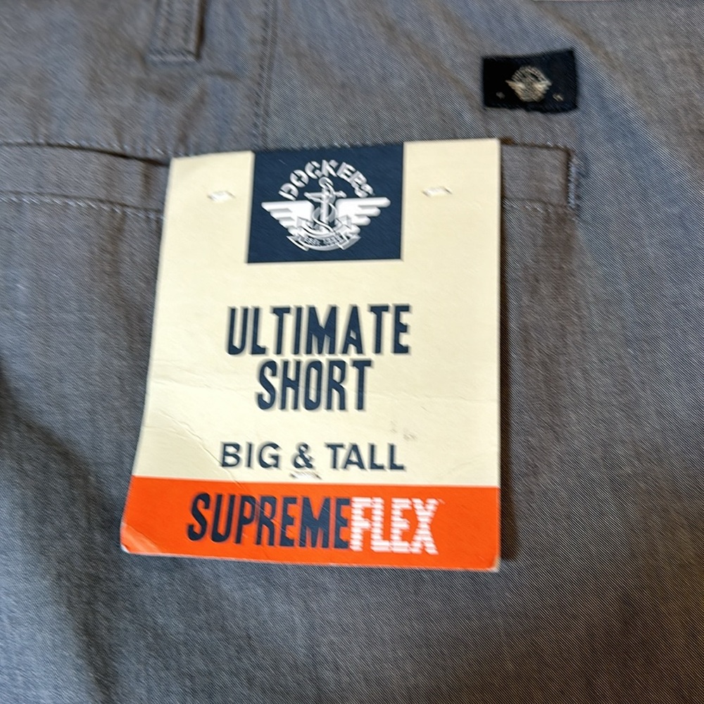 Dockers Ultimate Big Man Straight Fit Supreme Flex Grey Shorts 54" waist NWT